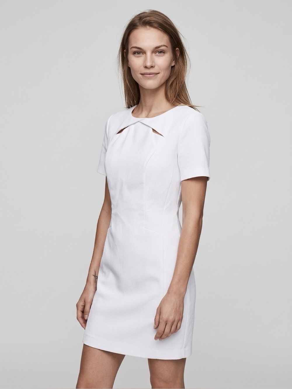 Banana Republic White Dress Size 6